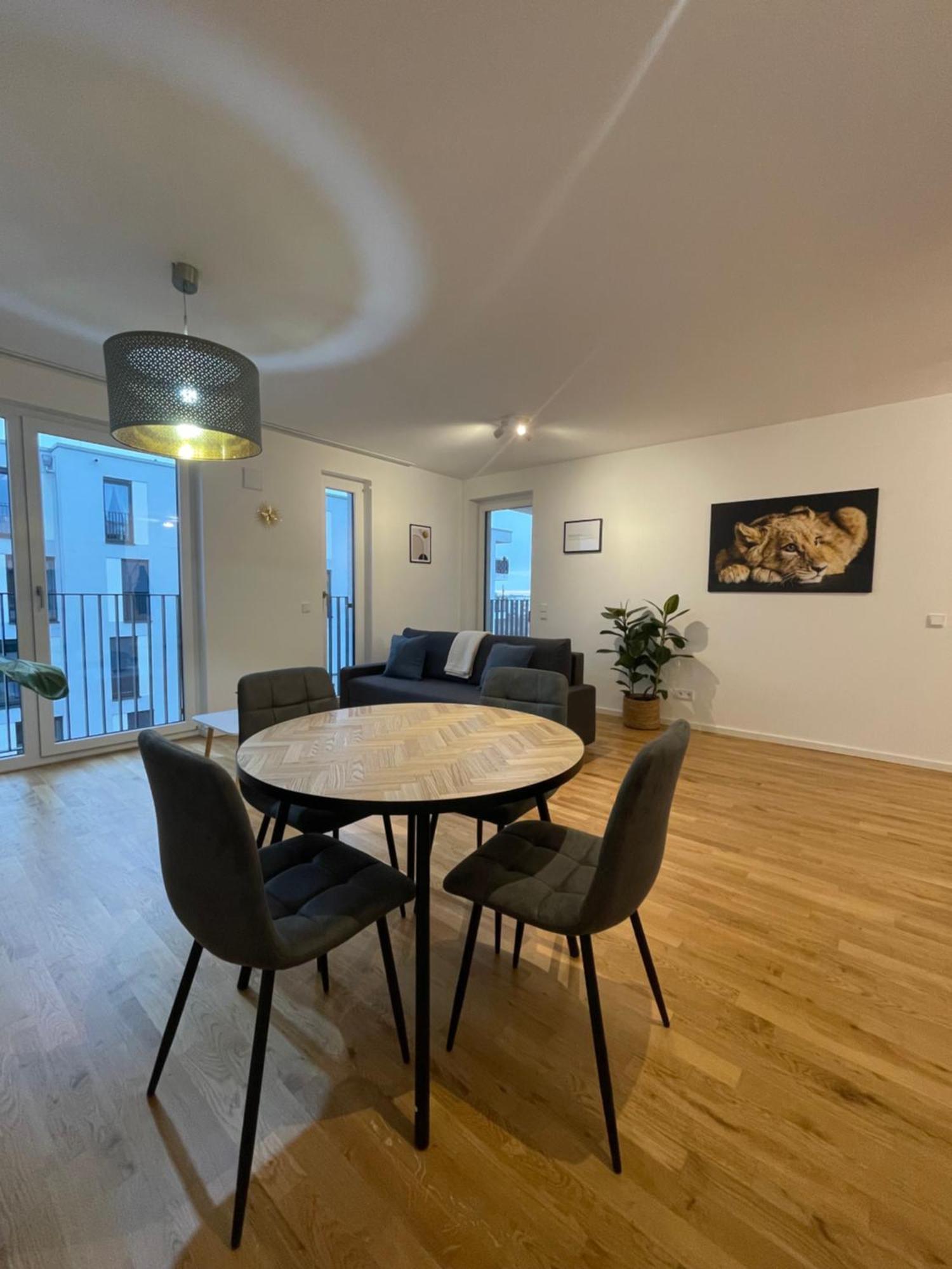 Gemuetliches Apartment Am Ber Flughafen Schoenefeld Exterior photo
